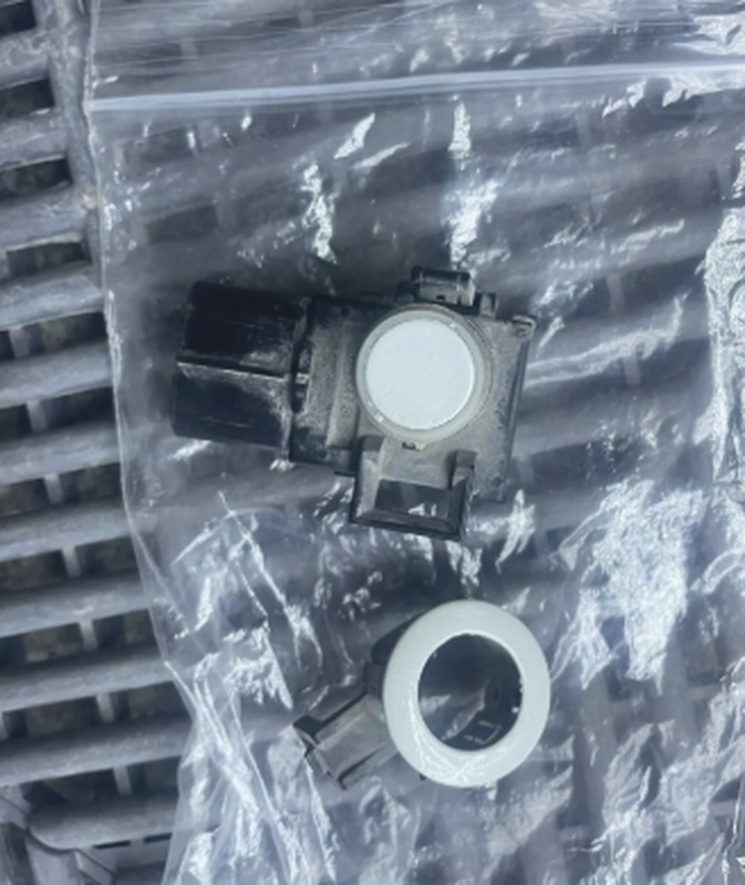 Парктроник от Toyota Land Cruiser 200